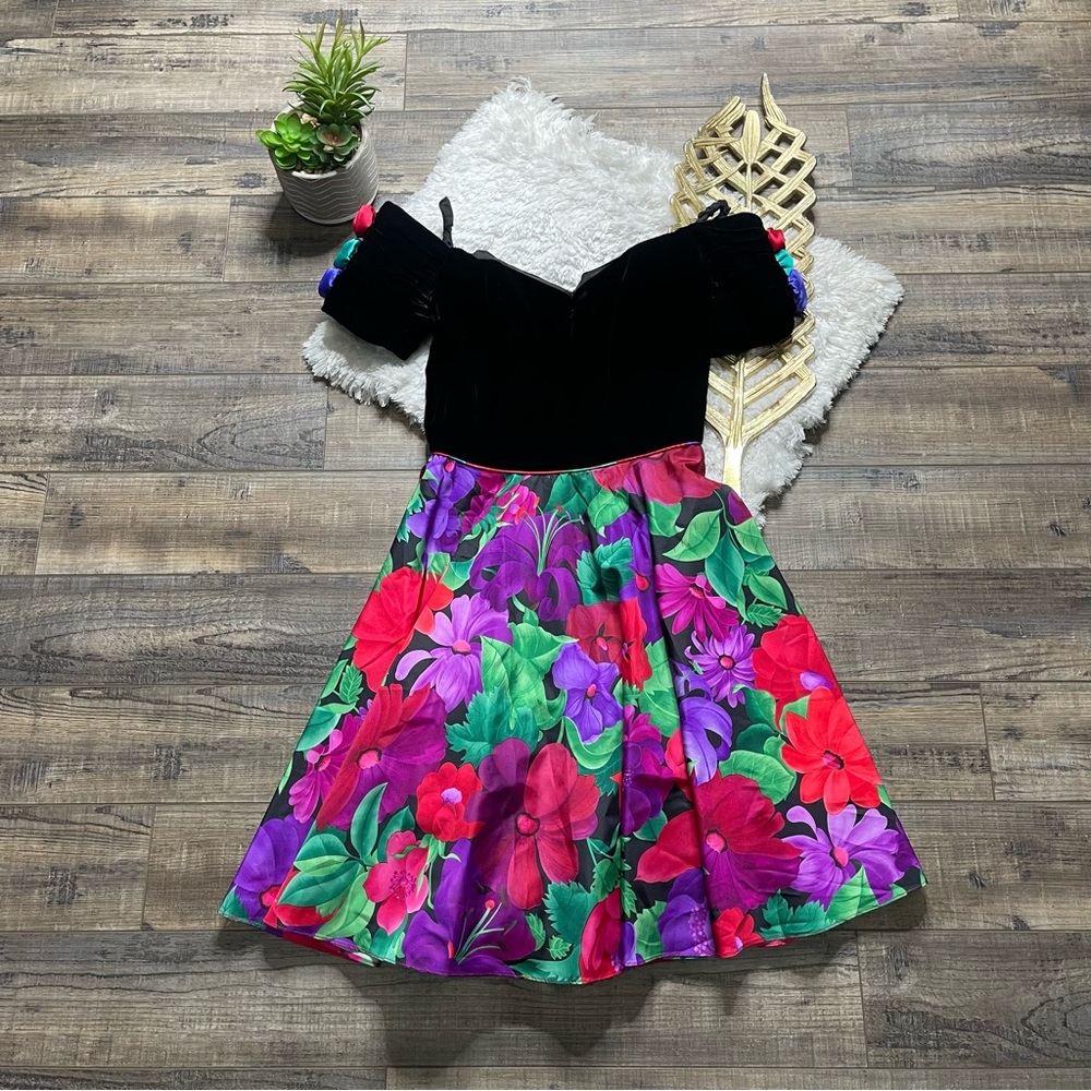 Vintage Nu-Mode Velvet Floral Dress